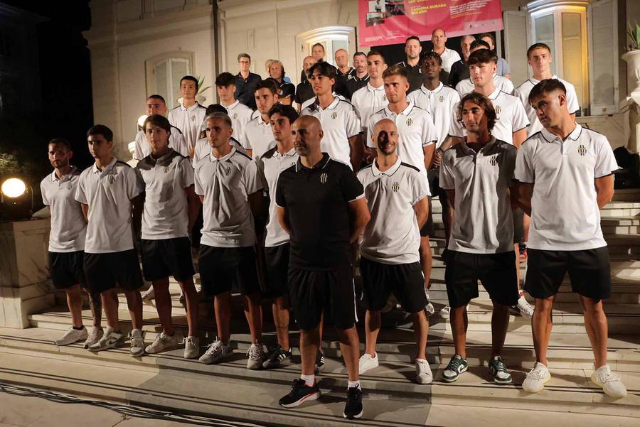 
	Un momento della presentazione della squadra

