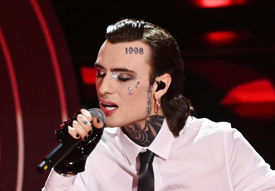 Concerti a rischio flop: Poggio “bussa” ai negozi