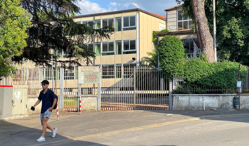 Pnrr, lo scempio dei tagli: a Firenze via scuole, piscine e musei
