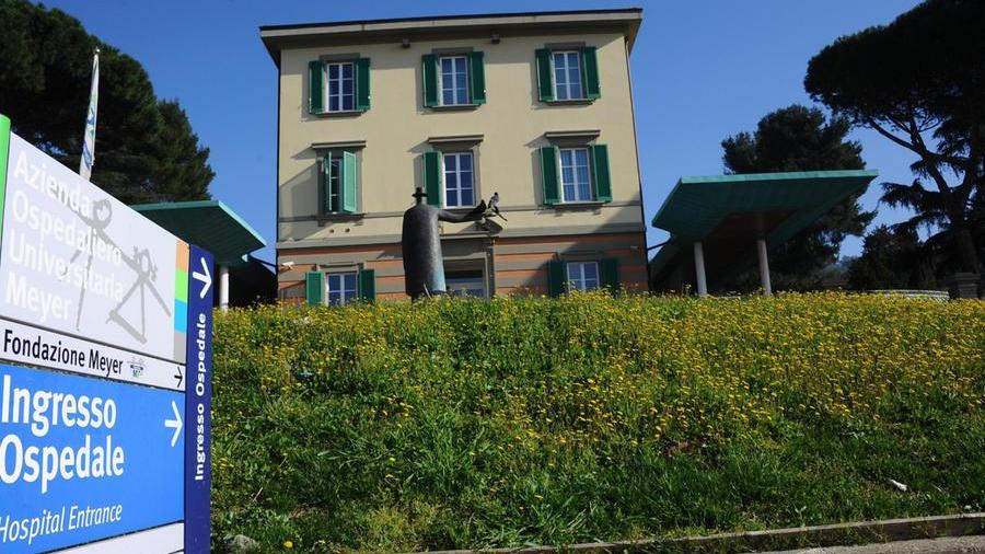Neonato ustionato dall’acqua bollente, è grave
