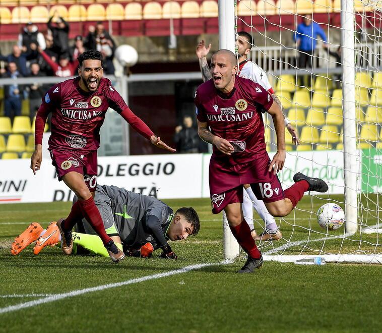 Livorno, Frati gol alla prima uscita: per l’attacco Cesarini in stand by