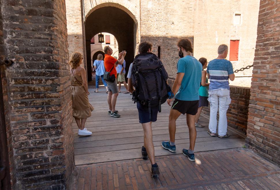Turismo, a giugno è arrivata la frenata: Ferrara a -5,8%, Lidi -3,9%, Provincia -3,3%
