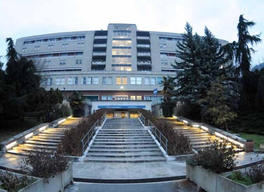 Oncologia verso la chiusura a Carrara, la sindaca striglia l’Asl: «Deve darci il piano definitivo»
