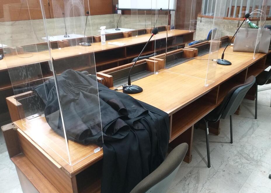 Aula di tribunale (foto d'archivio)