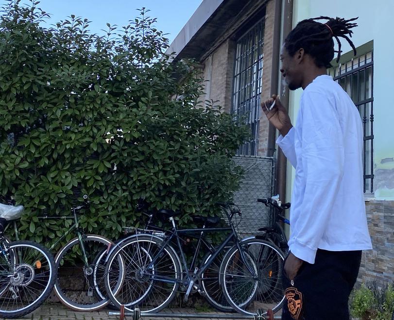 Ferrara, niente letti negli alberghi: deserta la gara migranti