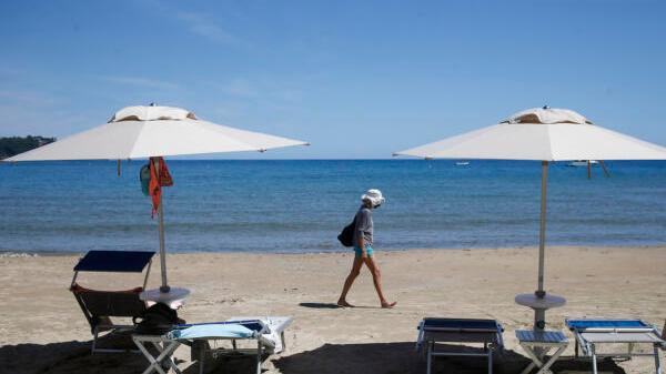 Cara vacanza, quanto ci costi tra voli, alberghi e pacchetti