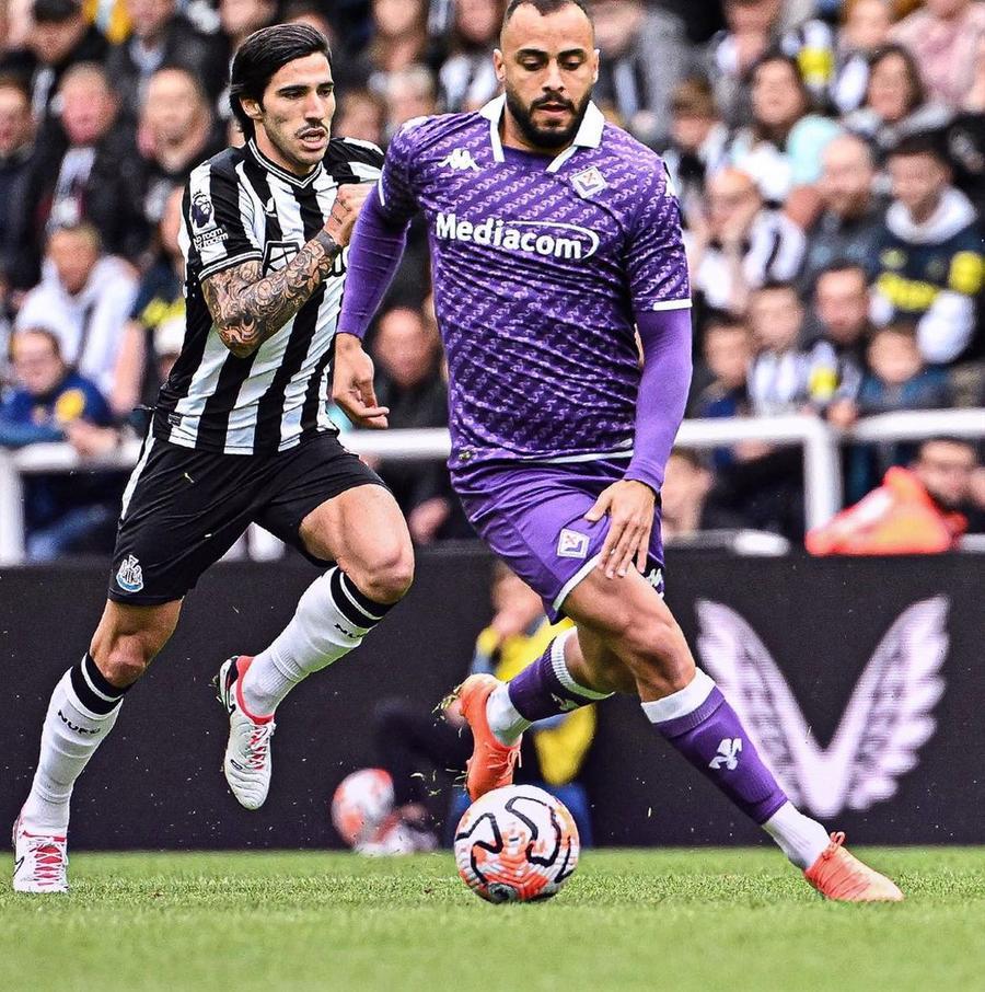Fiorentina, è ko contro il Newcastle di Tonali. Cabral si divora un’occasione