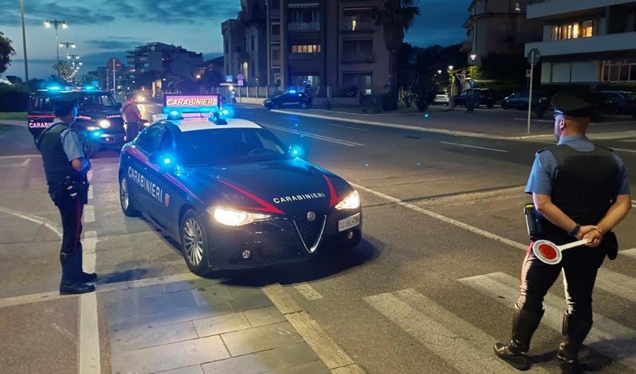 Trovati con 800 grammi di droga: arrestati due fratelli