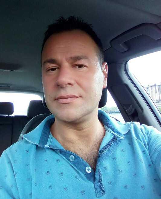 Ucciso da un camion a 54 anni