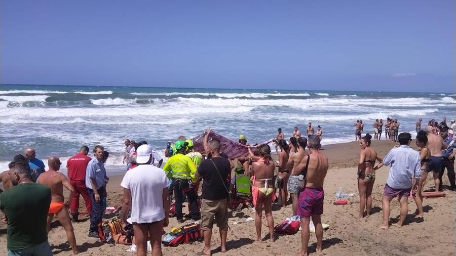 I soccorsi a Rimigliano (foto di Paolo Barlettani)