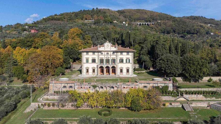 Pistoia, venduta per 14 milioni e mezzo la monumentale Villa Philipson