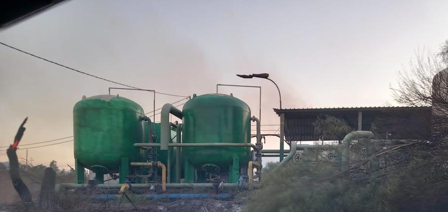 
	Il potabilizzatore di Posada dopo il passaggio del rogo

