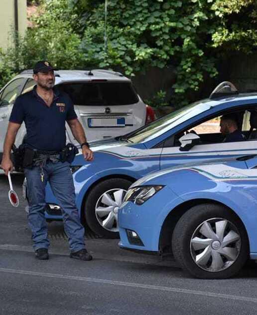 Imprenditore insegue i ladri dopo il furto