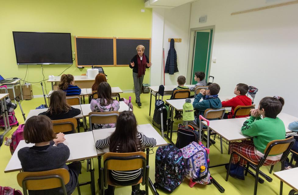 Scuola, a Massa-Carrara su 115 posti Ata 73 sono precari. «E non sono nemmeno giovani»