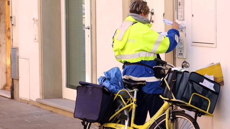 Poste assume nuovi portalettere in provincia di Livorno. Ecco come fare a candidarsi