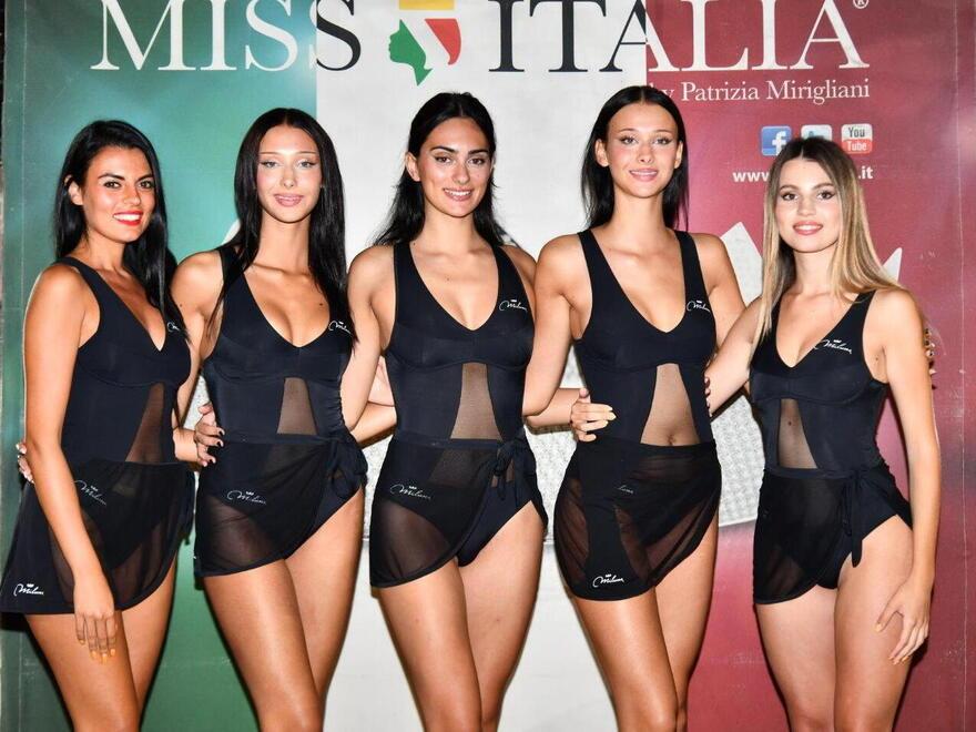 Montecatini, due gemelle in corsa per il titolo di Miss Toscana