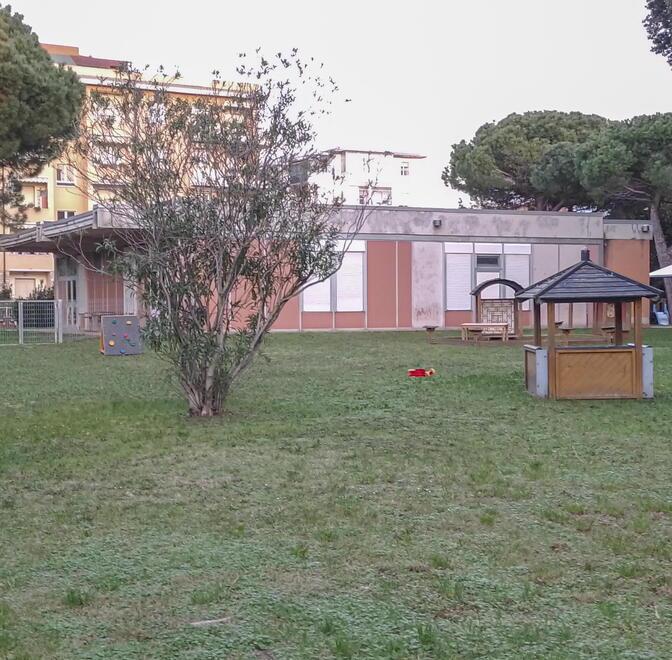 Livorno, a scuola nei prefabbricati: «Gara aggiudicata, ora c’è la ditta». Ecco i tempi del trasferimento