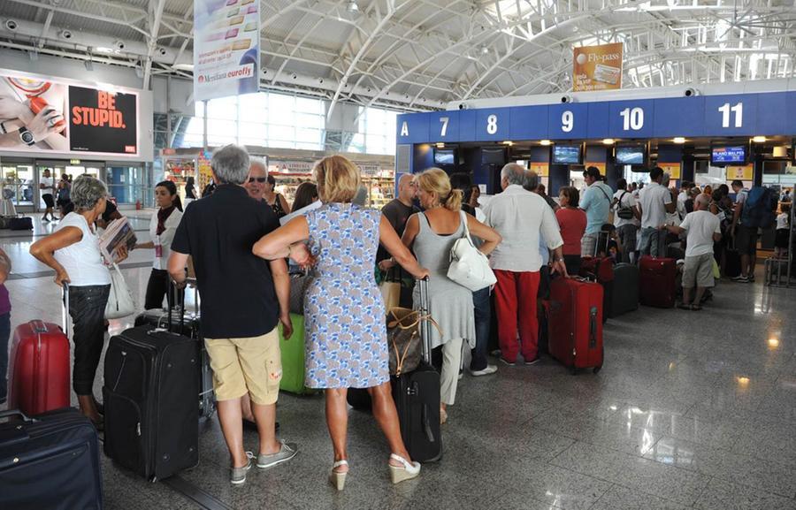 Ventimila passeggeri al giorno all’aeroporto di Cagliari-Elmas