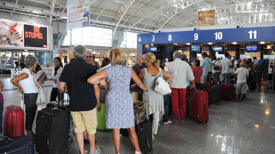 Ventimila passeggeri al giorno all’aeroporto di Cagliari-Elmas