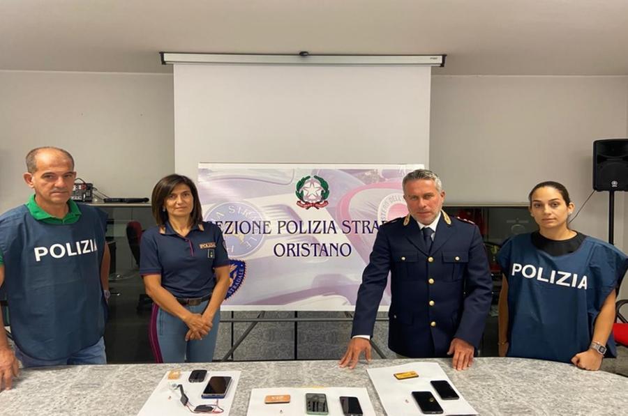 
	La squadra di polizia giudiziaria della Polizia stradale di Oristano ha scoperto la truffa

