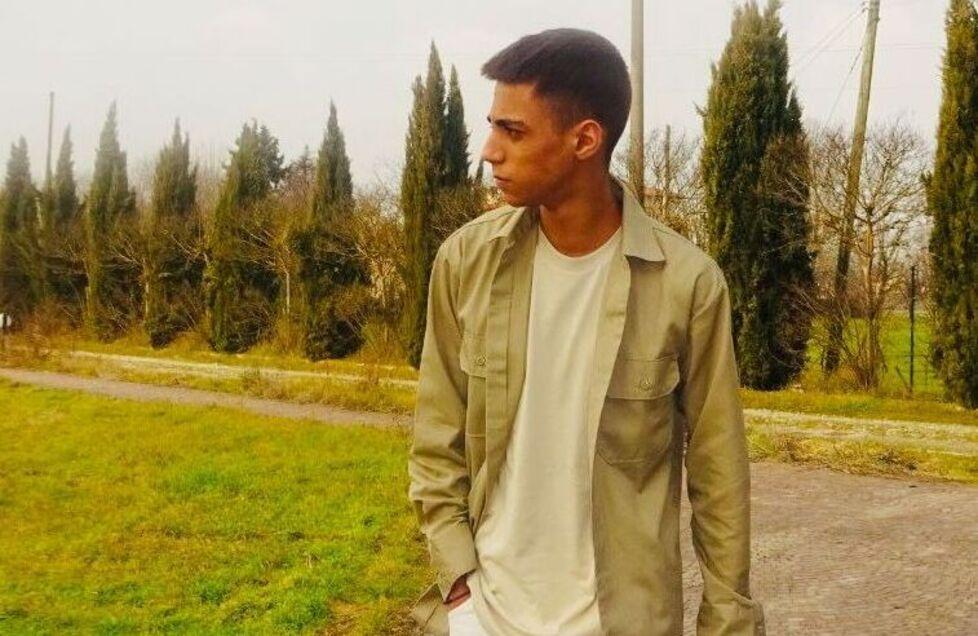 Ha 17 anni lo studente reggiano  diventato una star di TikTok