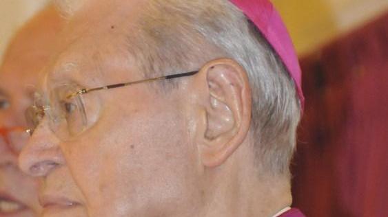 Addio a monsignor Curis