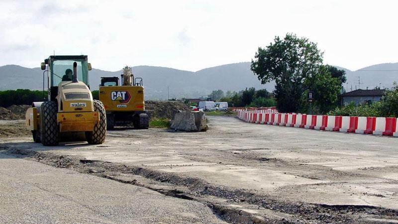 Piombino, sulla strada 398 finalmente le ruspe: i lavori, il progetto e i tempi