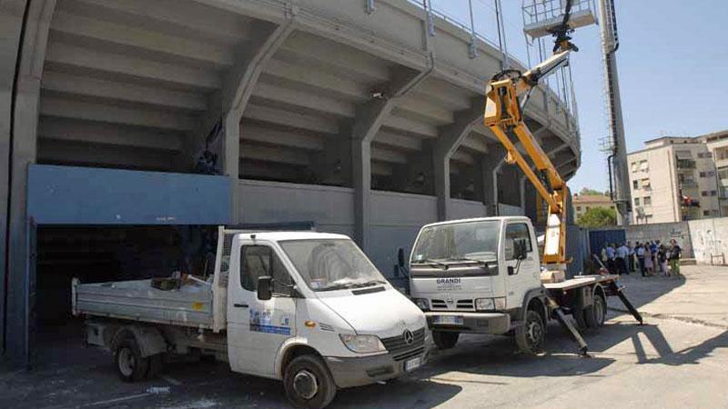 Pisa, partono i lavori ai fari. L’Arena non resterà al buio. I dettagli