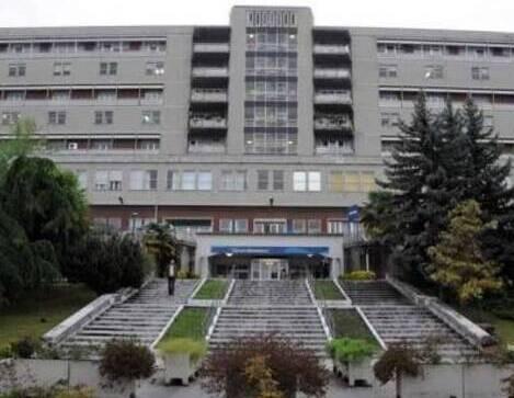 Chemioterapia trasferita, la sindaca di Carrara punta i piedi con l’Asl: «Stop al trasloco»