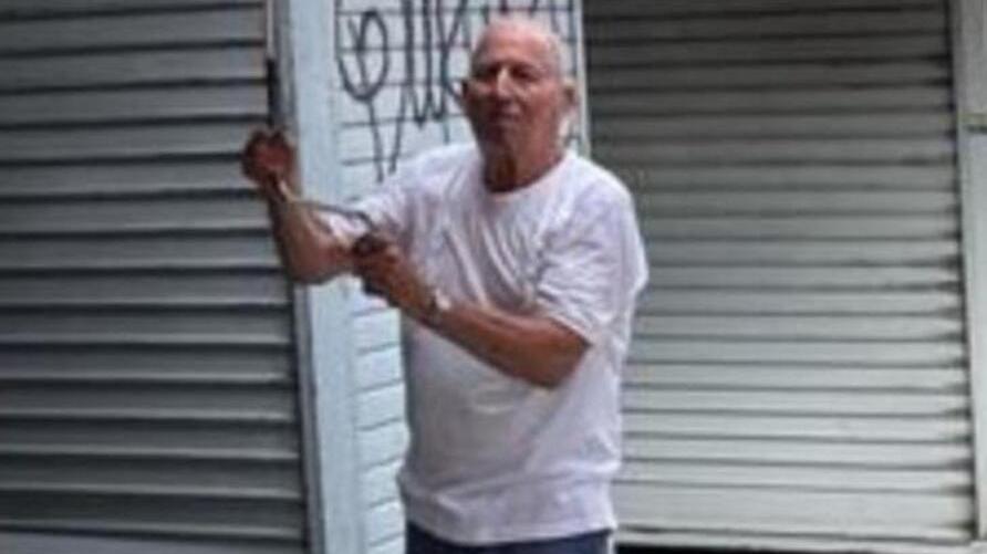 Livorno, il mercato di via Buontalenti piange Sighenzi: «Dietro a quel banco ha lasciato il suo cuore»<br>