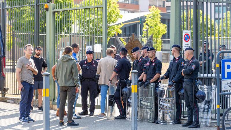 Firenze, sgombero del centro sociale Corsica: il giudice crede all’anarchica e non convalida l’arresto