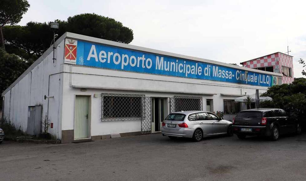 Aeroporto del Cinquale: c’è il commissario. È il lucchese Jacopo Del Carlo