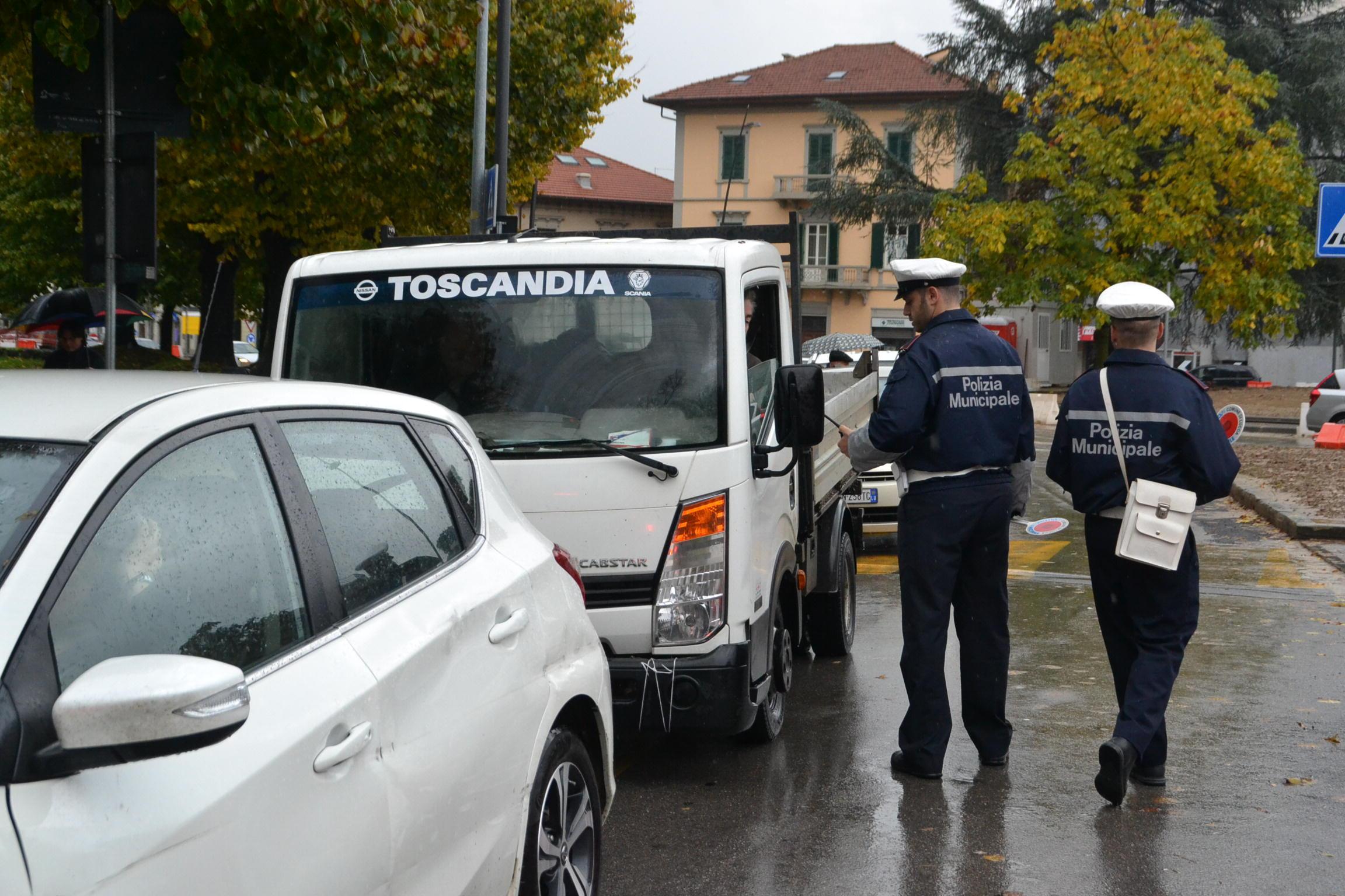Lucca, al Comune conti ok e assunzioni al via. Entro l’anno bando per i diplomati