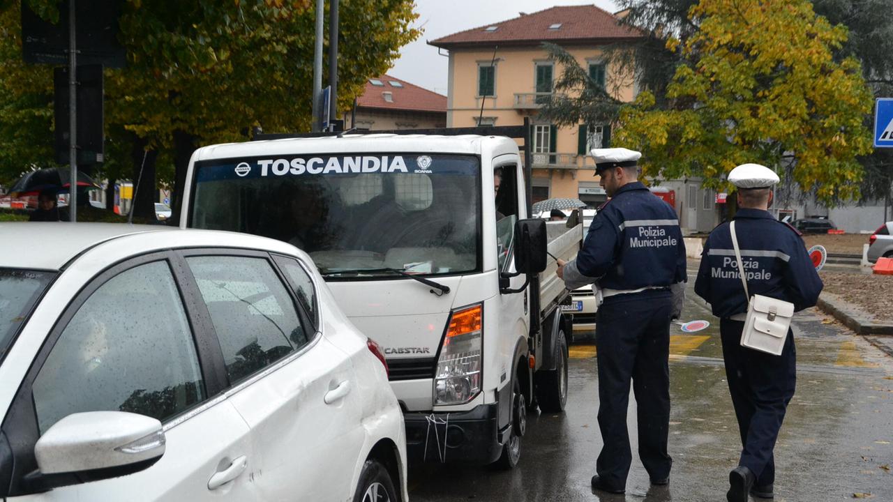 Lucca, al Comune conti ok e assunzioni al via. Entro l’anno bando per i diplomati