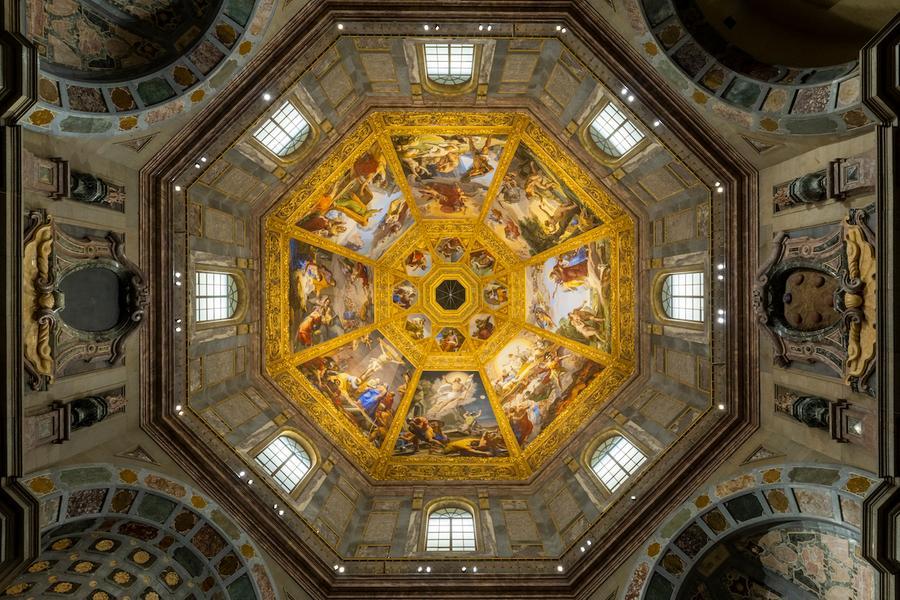 Aperture serali straordinarie, anche a Ferragosto, i capolavori di Michelangelo conquistano sempre