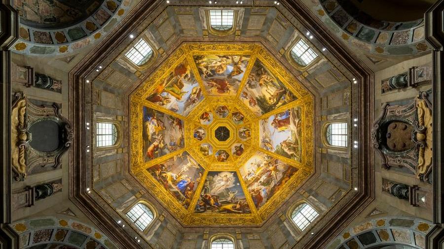 Aperture serali straordinarie, anche a Ferragosto, i capolavori di Michelangelo conquistano sempre