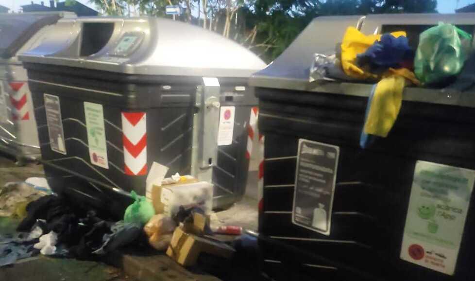 Sassuolo. Sbeffeggiava le telecamere abbandonando i rifiuti: multa 
