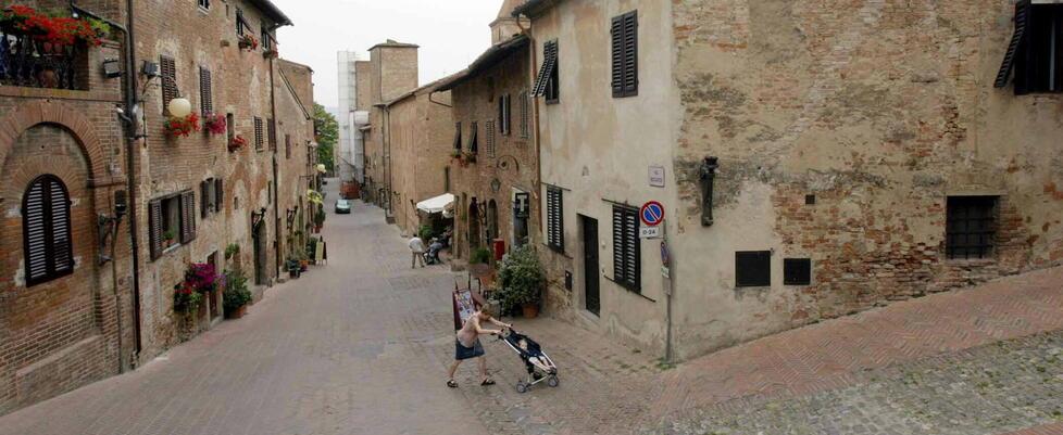 Certaldo Alto Stretta sugli accessi. Meno auto grazie alla nuova Ztl<br>
