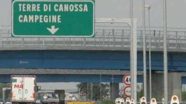 Entra  contromano sull’Autosole «Abbiamo rischiato grosso»
