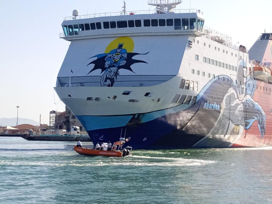 
	La Tirrenia Sharden in arrivo a Livorno dopo l'incidente (foto Daniele Stefanini/Agenzia Franco Silvi)

