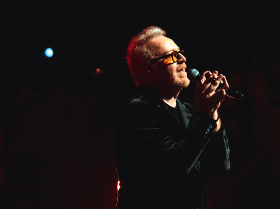 “Gloria forever” con Umberto Tozzi 