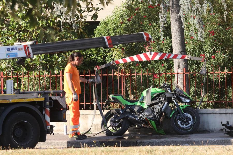 Firenze, Muore A 29 Anni Nello Schianto In Moto Il Tirreno