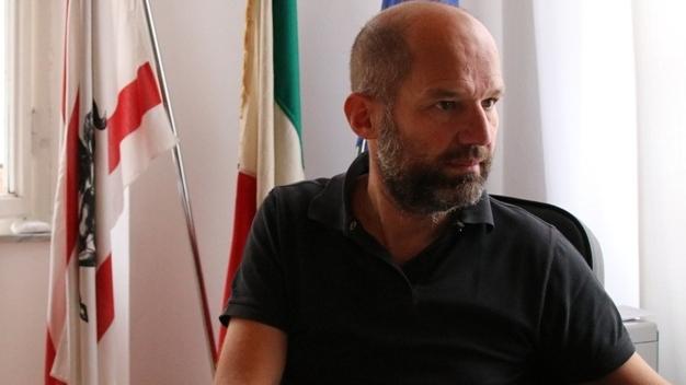 Michelangelo Betti. È il sindaco di Cascina