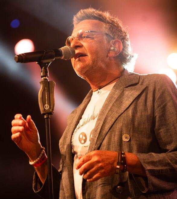 Il cantante italiano Alan Sorrenti domani in concerto sul palco principale della Fortezza Nuova