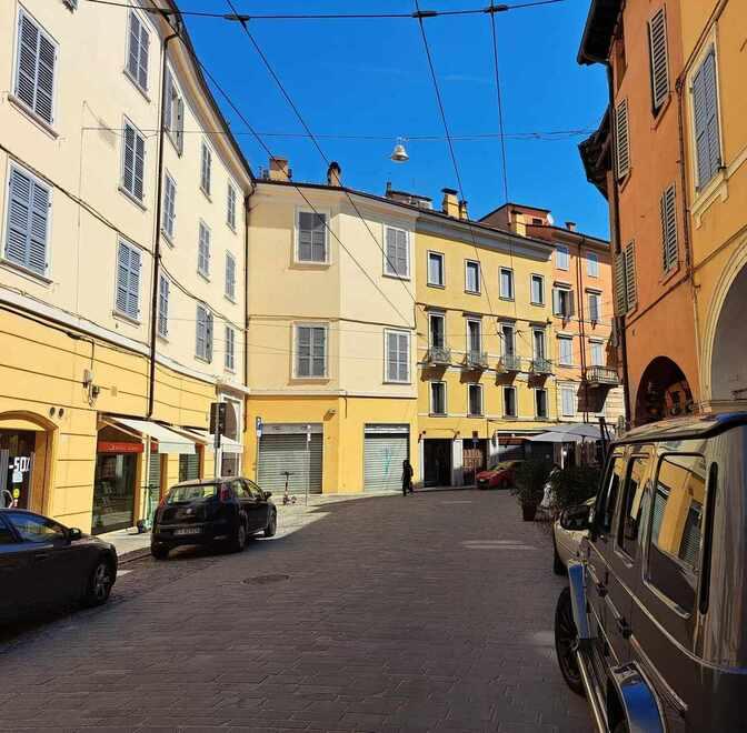 Modena. «Corso Canalchiaro Basta con i filobus Meglio i pulmini a motore elettrico» 