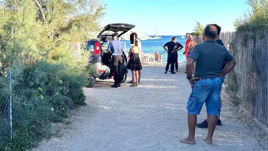 La spiaggia di Lacona dove è stato ritrovato il cadavere (foto Gio' Di Stefano)