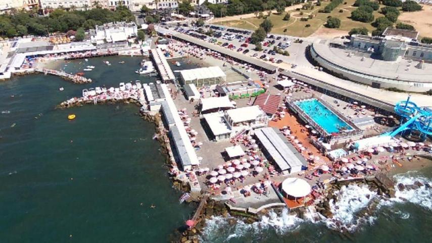 Arresto cardiaco ai Bagni Tirreno: salvato un uomo di 78 anni