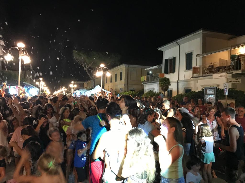 Mercatini e musica per la Notte bianca e fuochi d’artificio 