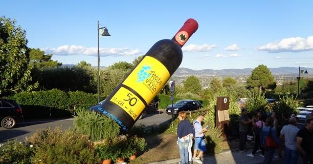 Montecarlo si veste a festa per celebrare il suo vino