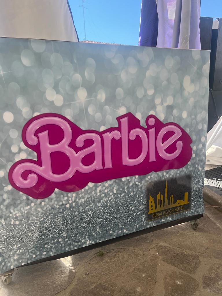 Lido Estensi, al Dubai Beach Hotel apre la casa di Barbie